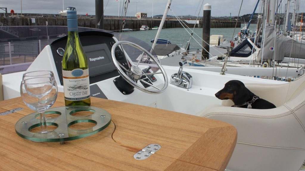Oyster – Yacht Charter Devon
